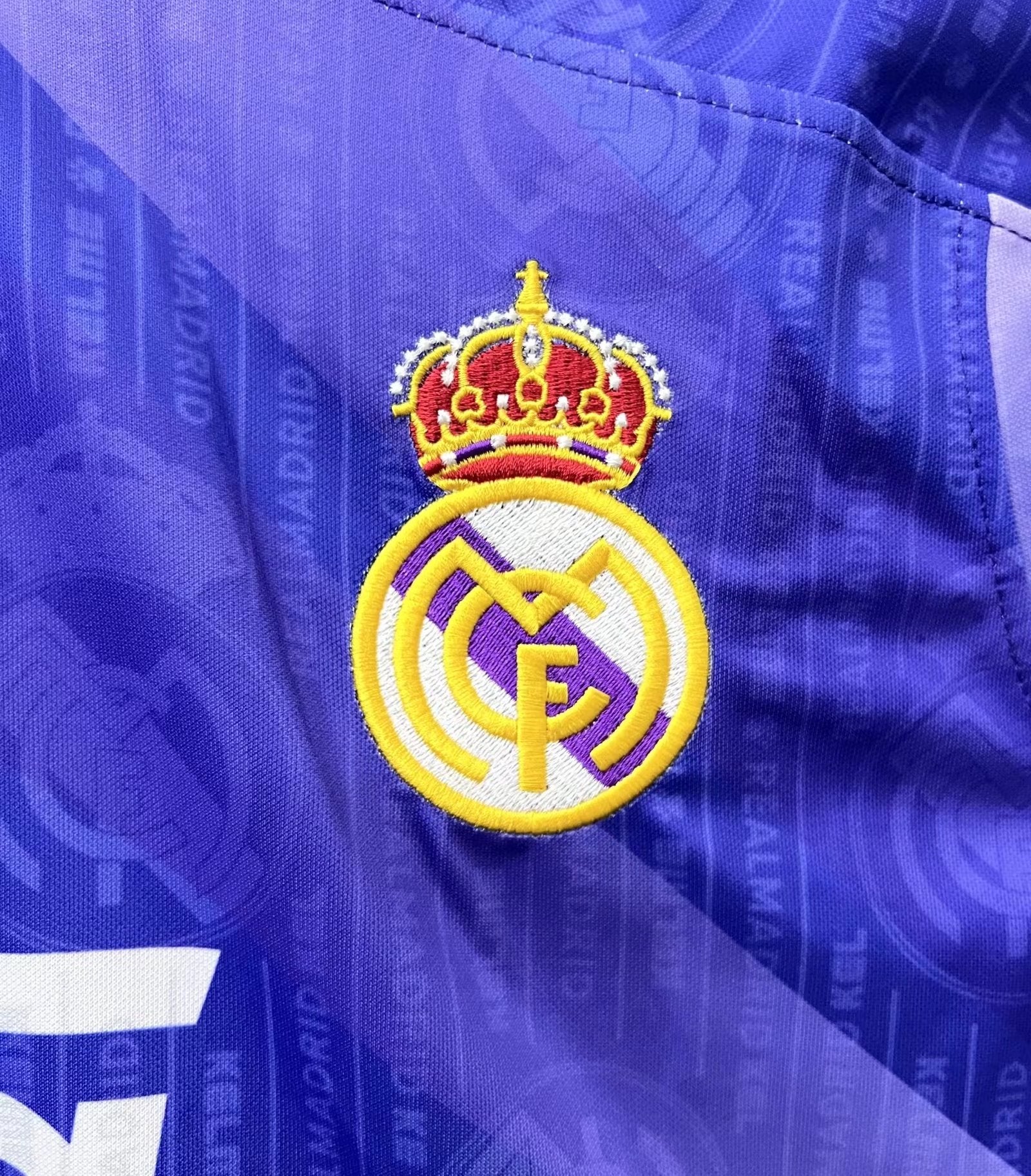 Camiseta Real Madrid 96/97 2ª equipación
