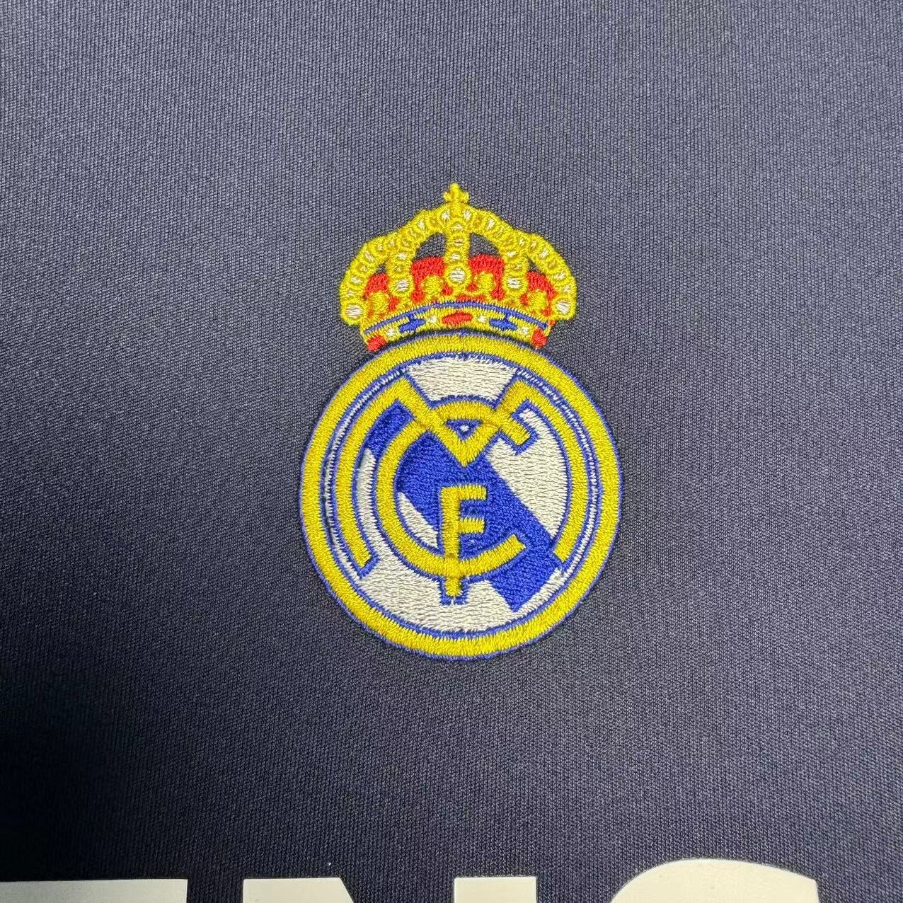 Camiseta Real Madrid 04/05 2ª equipación